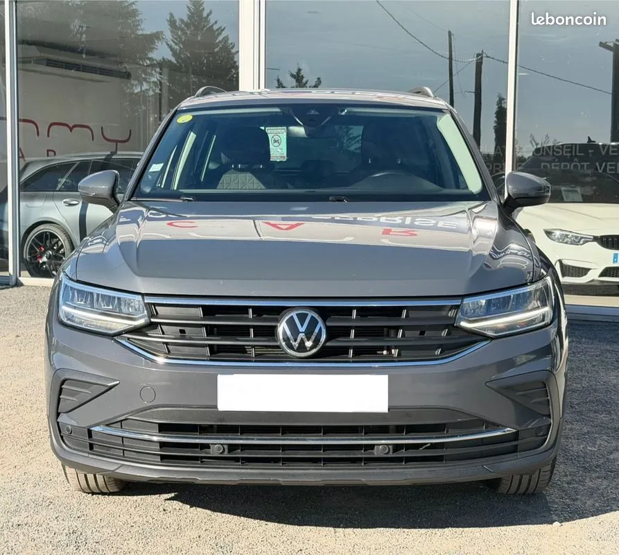 Volkswagen Tiguan 2021 photo 2