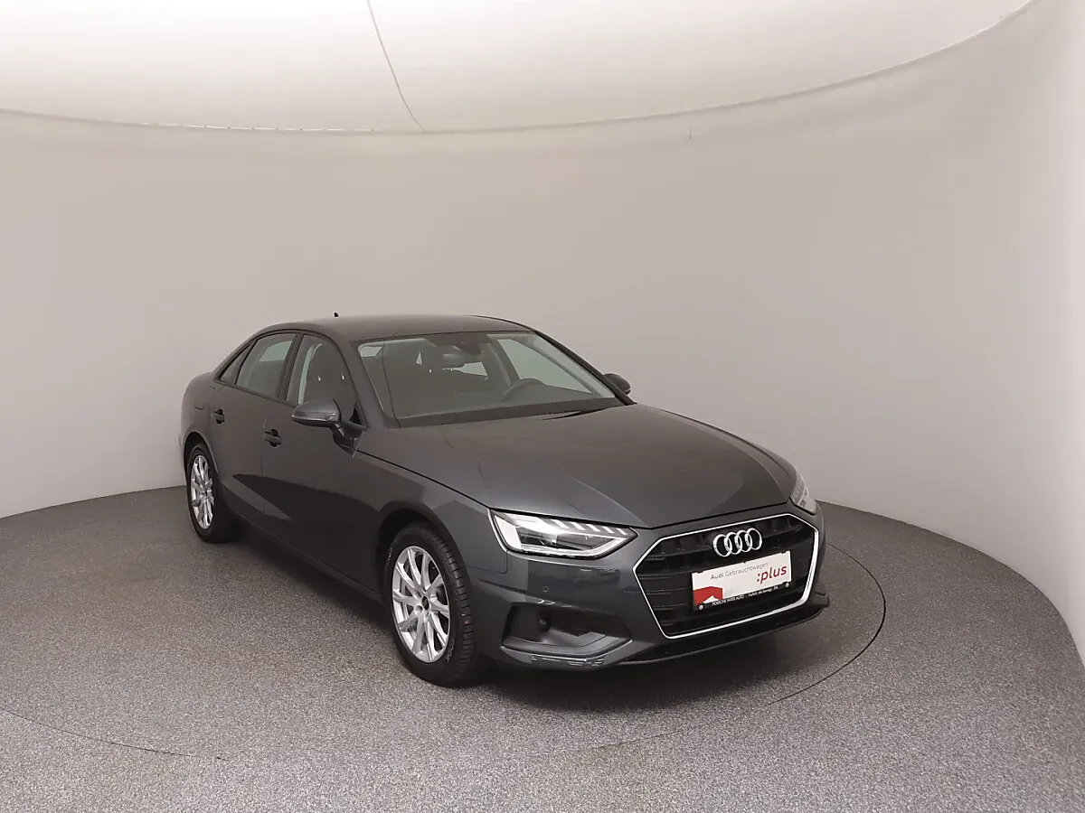 Audi A4 2024 photo 2