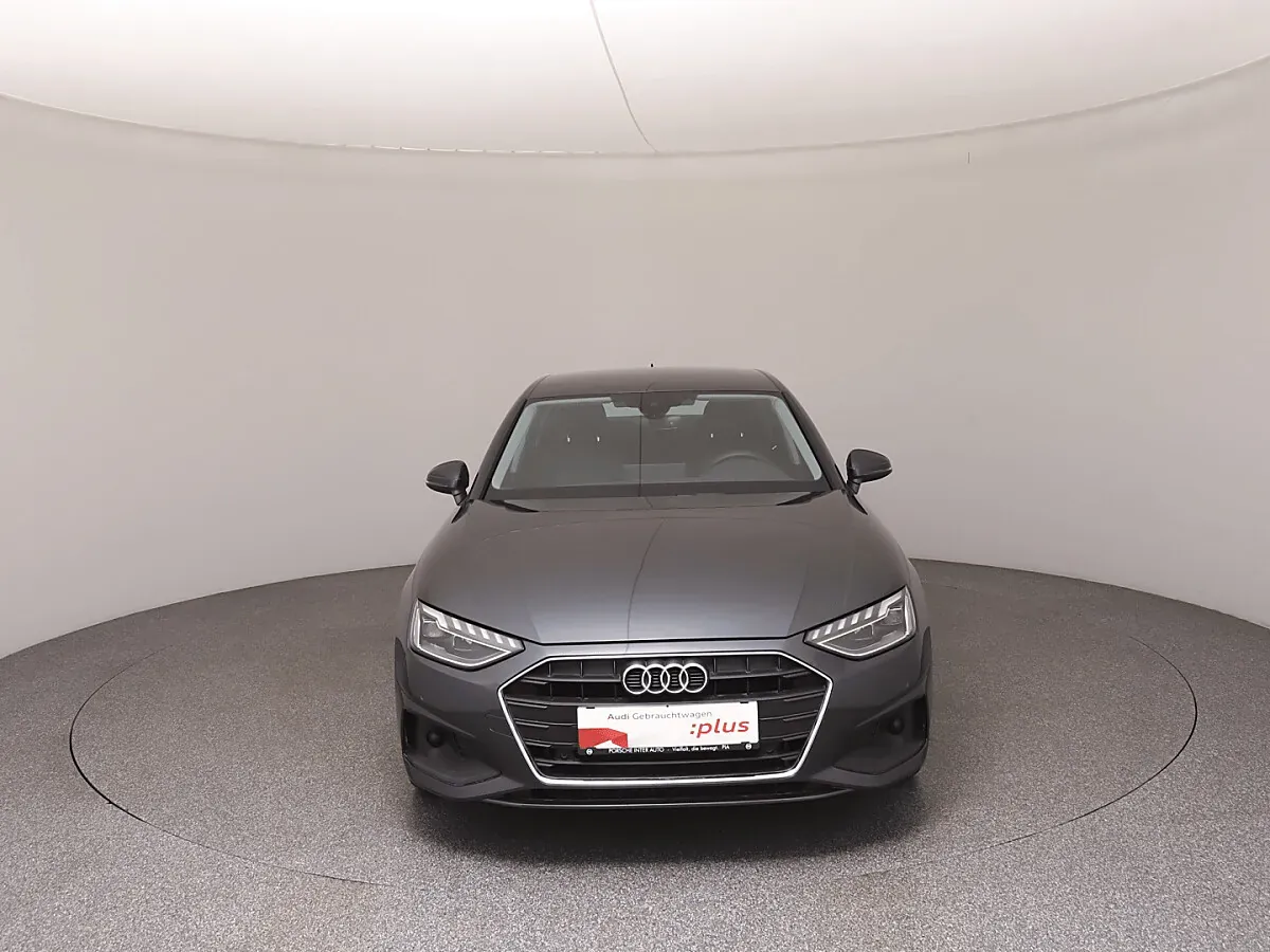Audi A4 2024 photo 3