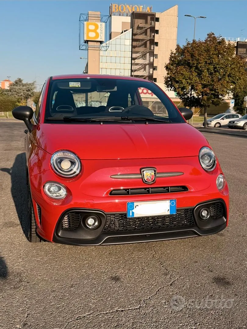 Abarth 695 2024 photo 3