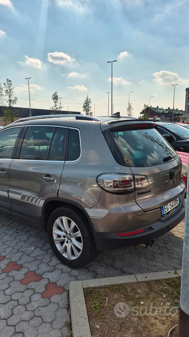 Volkswagen Tiguan 2011 photo 3