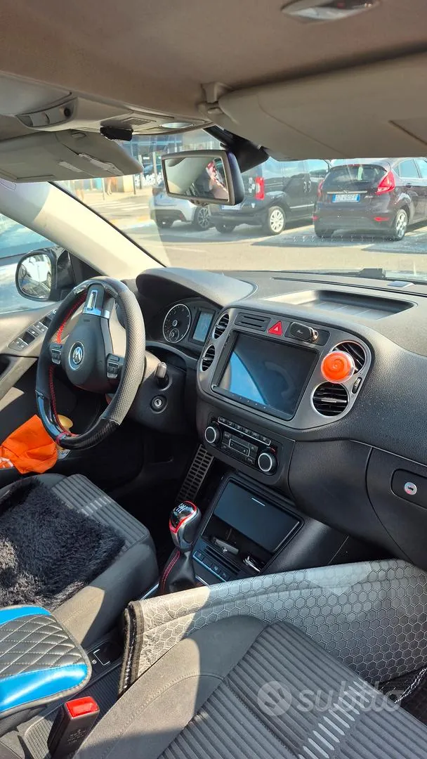 Volkswagen Tiguan 2011 photo 4