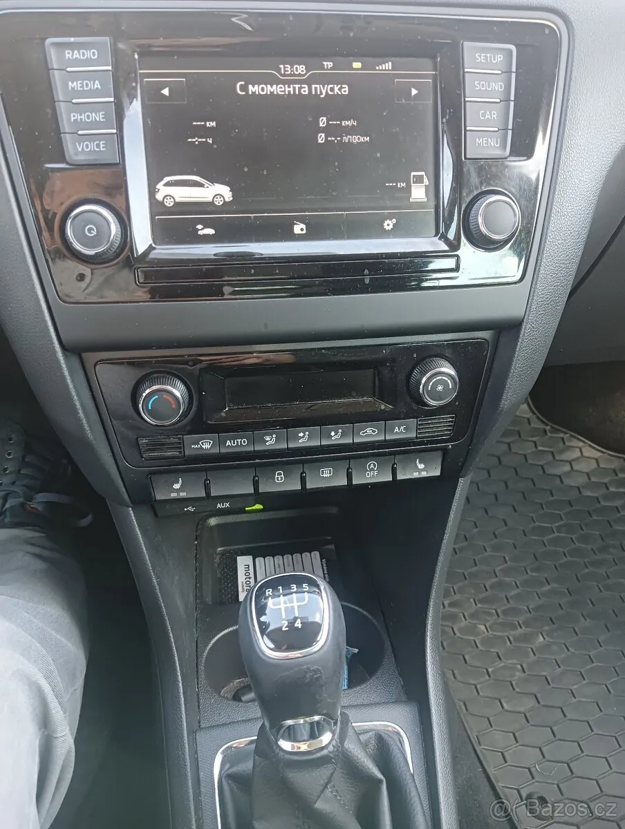 Skoda Rapid 2015 photo 5