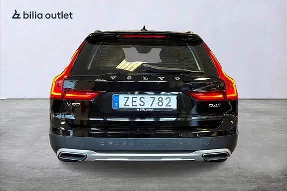 Volvo V90 Cross Country 2018 photo 5