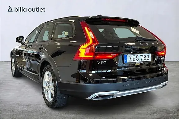 Volvo V90 Cross Country 2018 photo 4