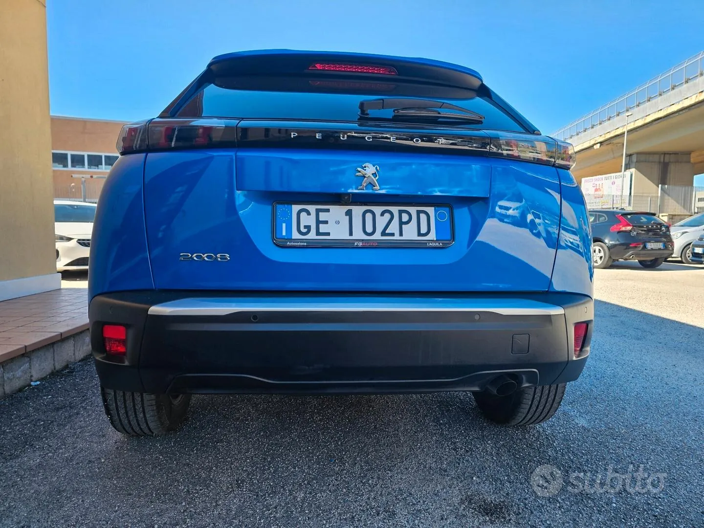 Peugeot 2008 2021 photo 4
