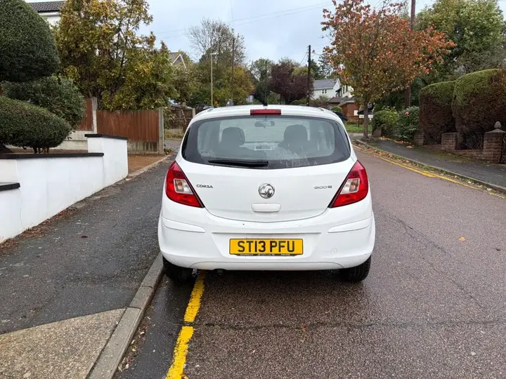 Vauxhall Corsa 2013 photo 5