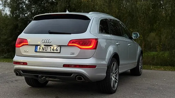 Audi Q7 2013 photo 5