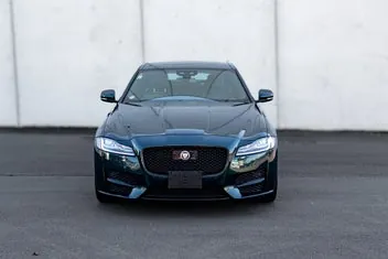 Jaguar Xf 2016 photo 3