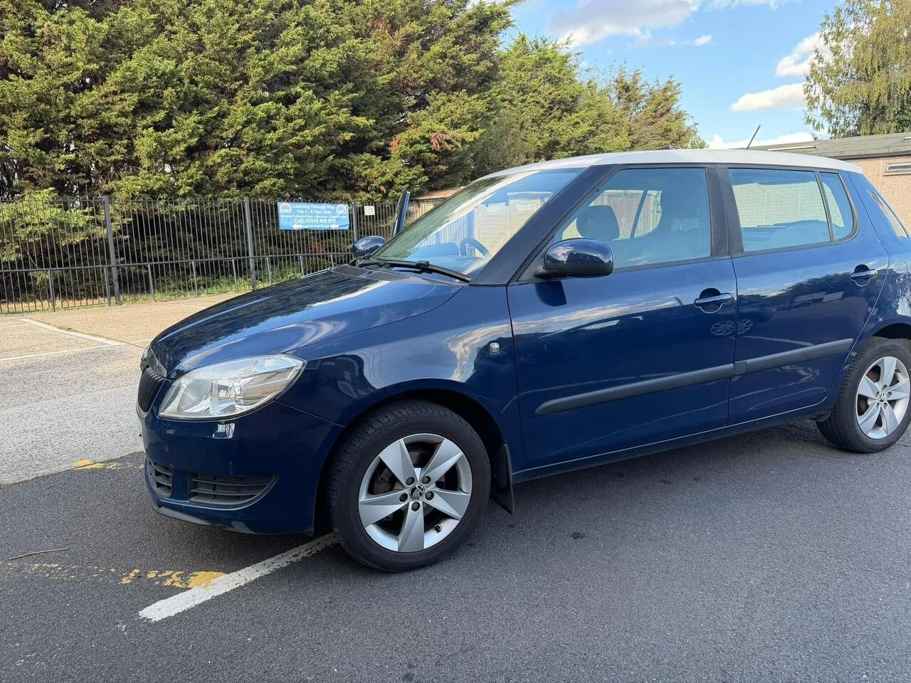 Skoda Fabia 2013 photo 2