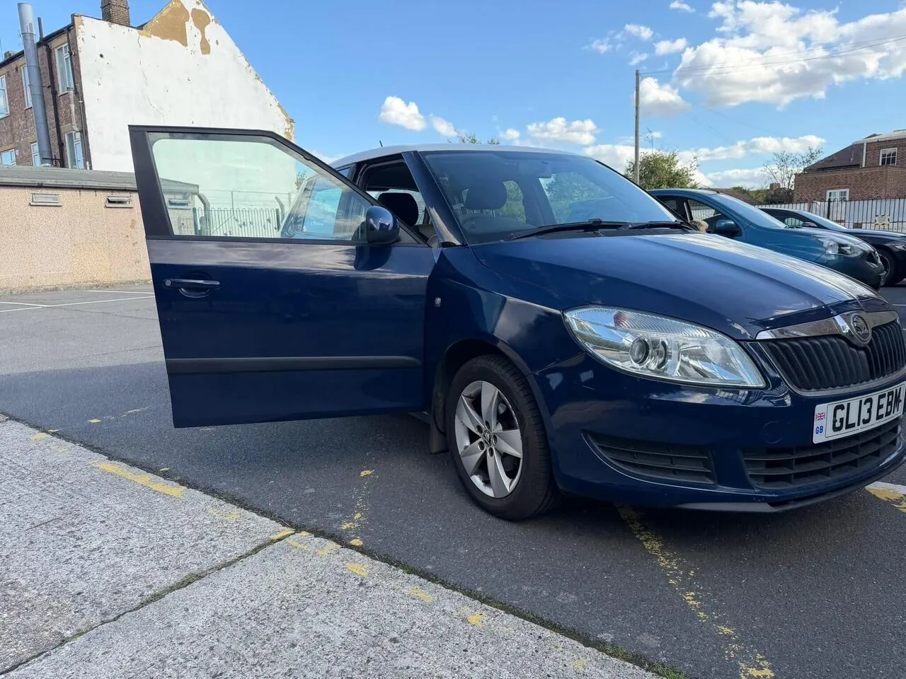 Skoda Fabia 2013 photo 5