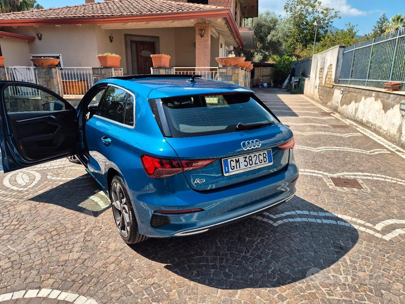 Audi A3 2023 photo 4