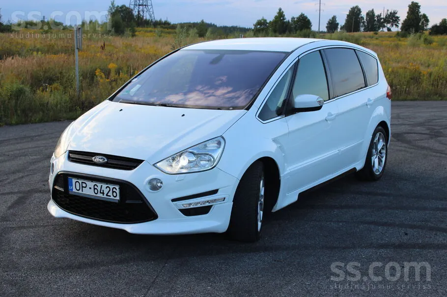 Ford S-Max 2011 photo 3