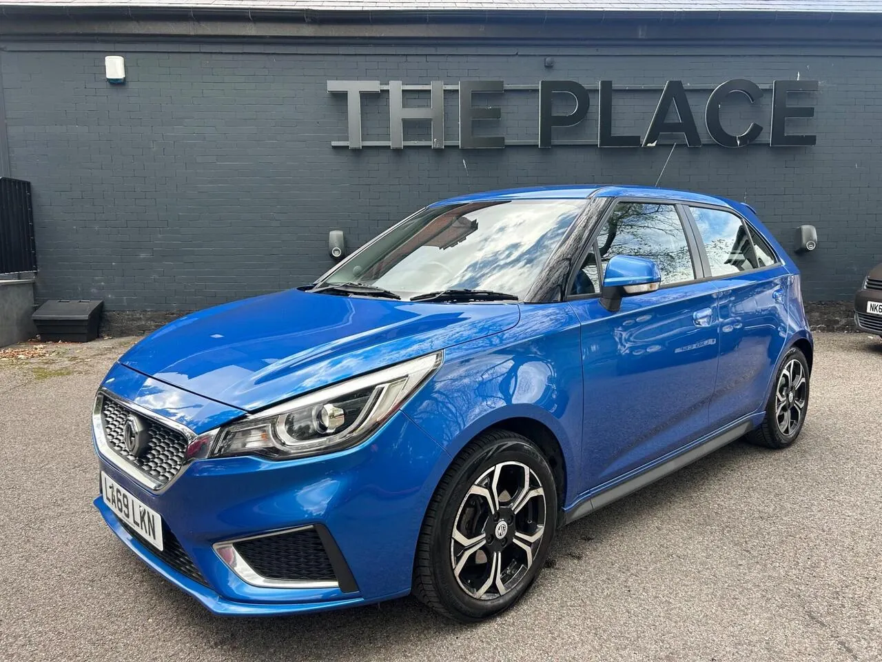 MG Mg3