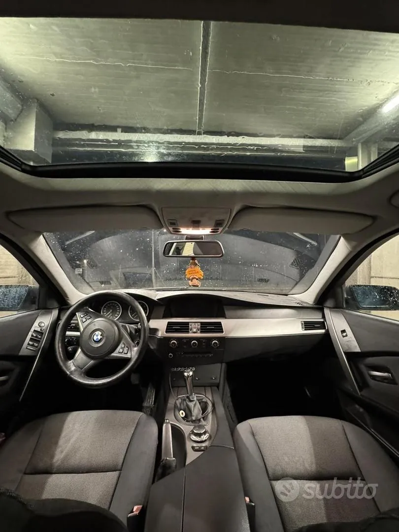 BMW 5 Series 2005 photo 3