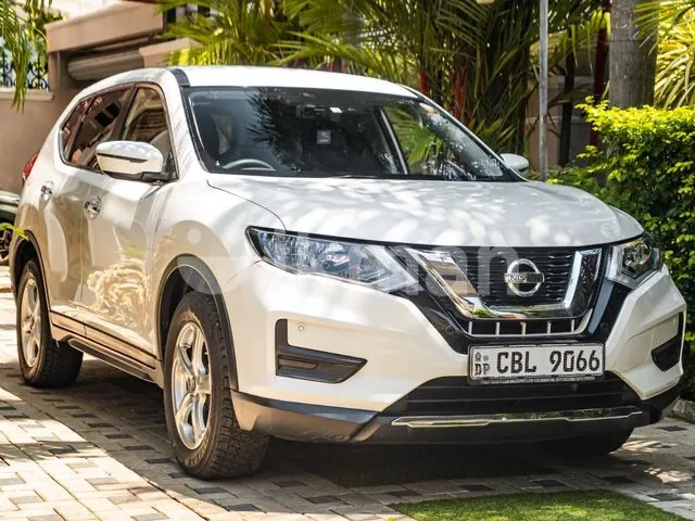 Nissan X-Trail 2018 photo 2