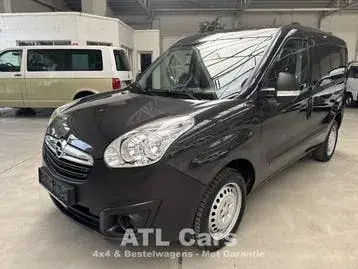 Opel Combo 2018 photo 2