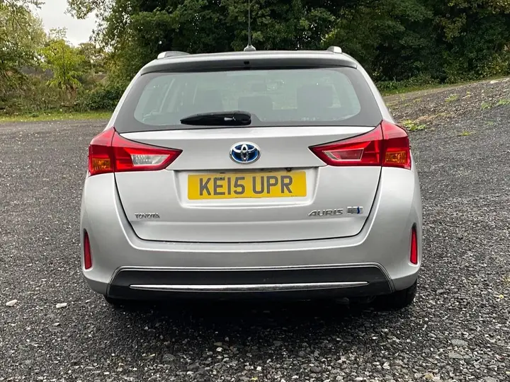Toyota Auris 2015 photo 5