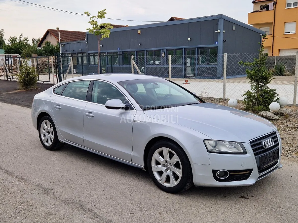 Audi A5 2011 photo 4