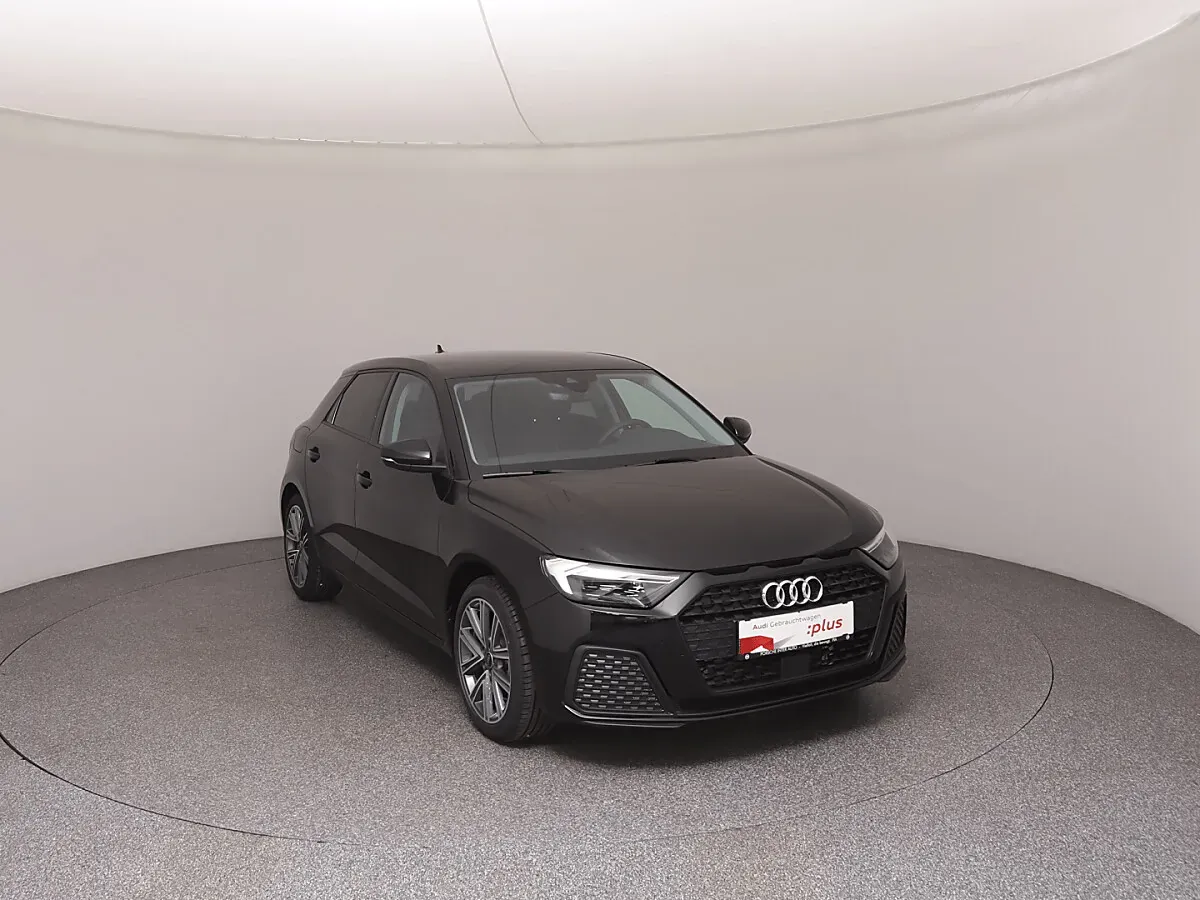 Audi A1 2026 photo 2