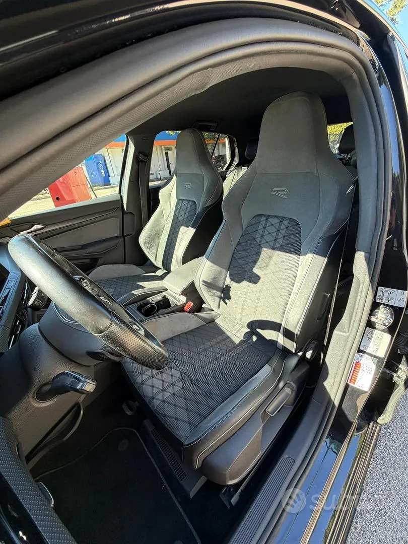 Volkswagen Golf 8 R Line 2020 photo 5