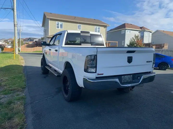Dodge Ram 2500 2015 photo 5