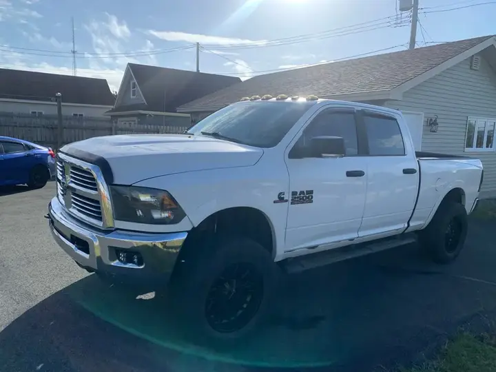 Dodge Ram 2500 2015 photo 3