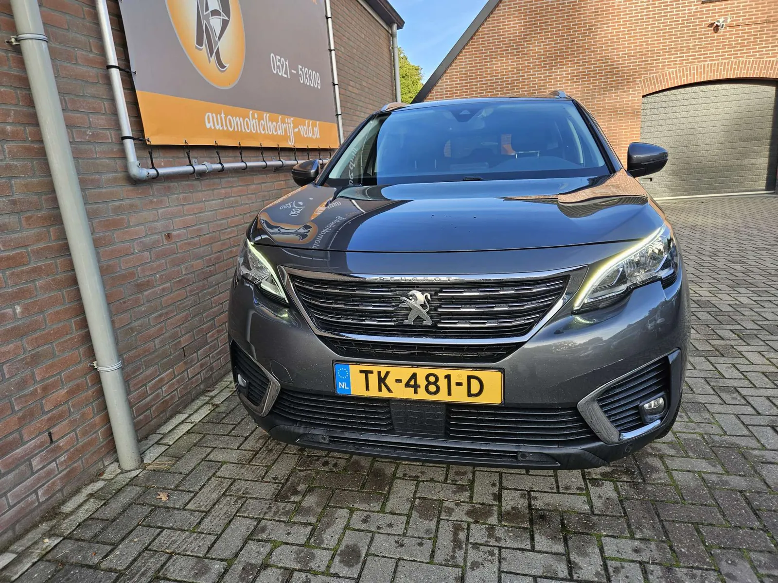 Peugeot 5008 2018 photo 2