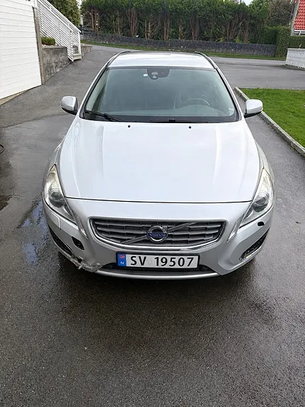 Volvo V60 2012 photo 2