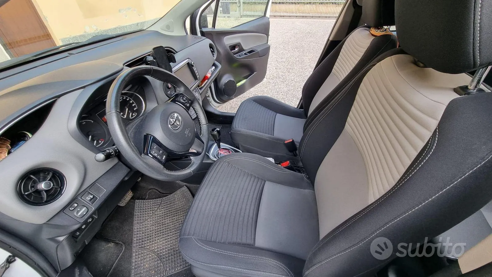 Toyota Yaris 2018 photo 4