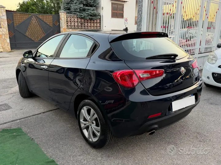 Alfa Romeo Giulietta 2018 photo 3
