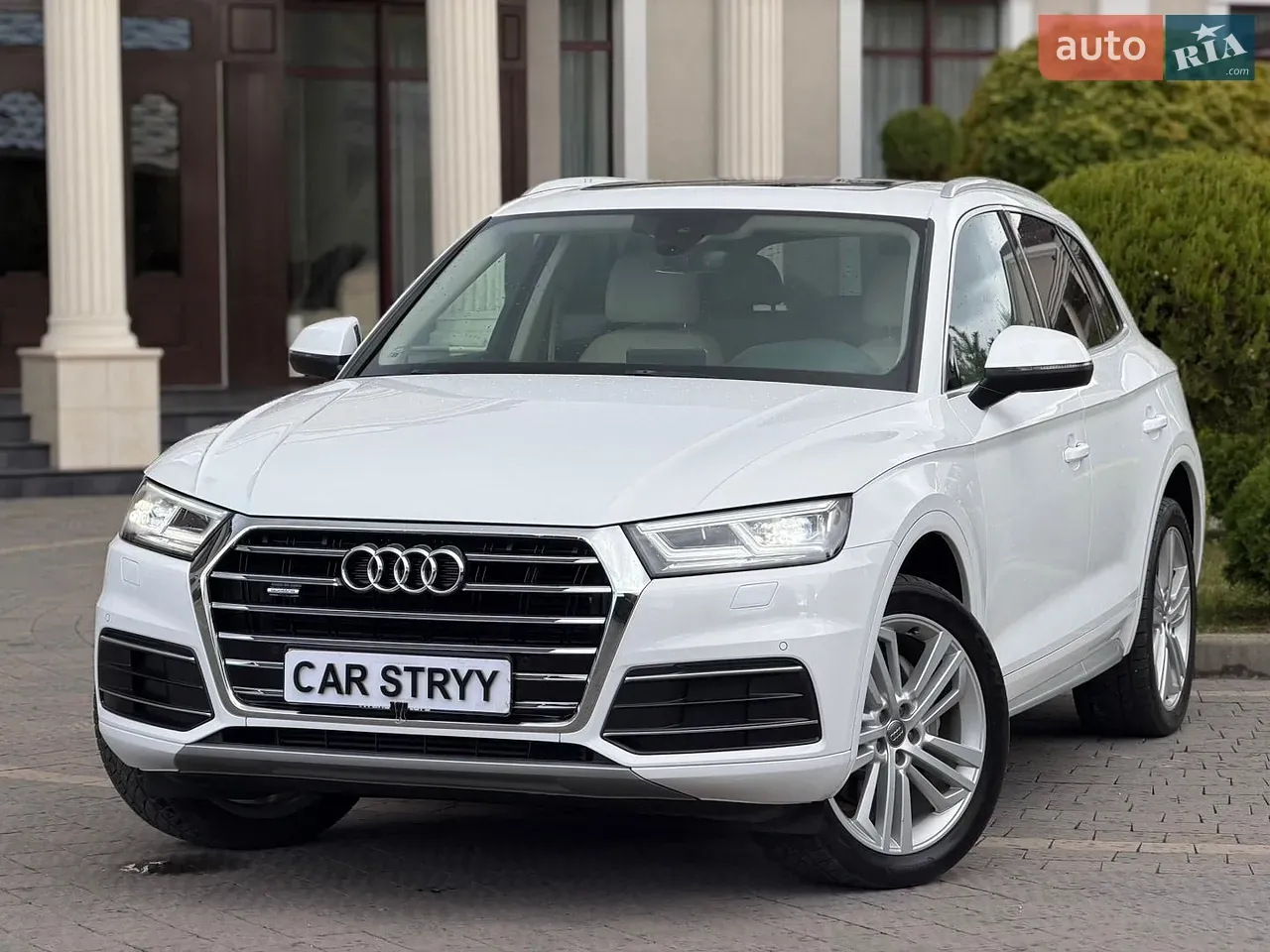 Audi Q5 2018 photo 2