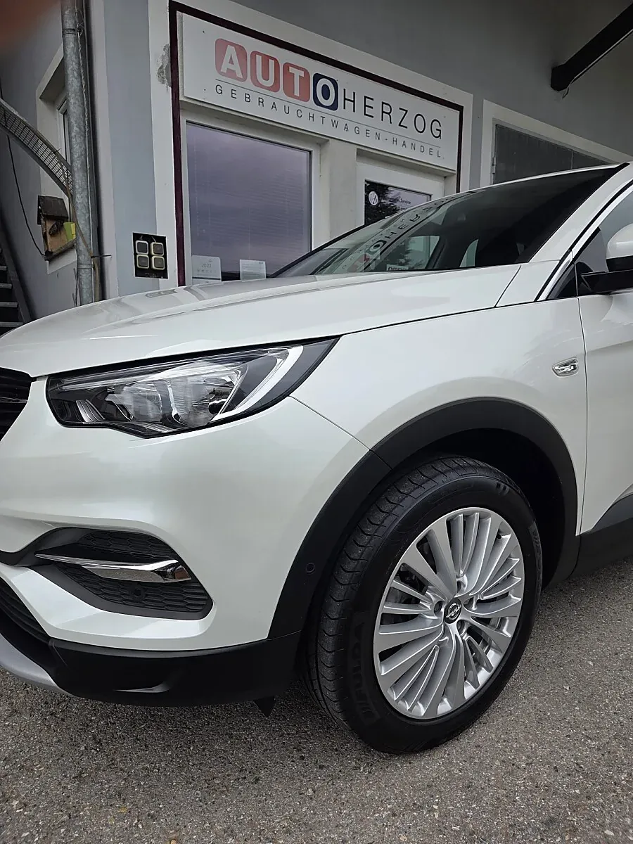 Opel Grandland X 2019 photo 2
