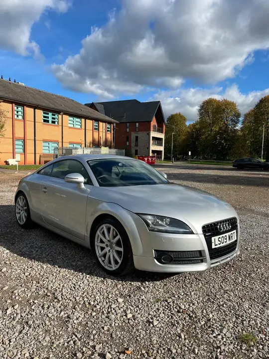 Audi Tt 2009 photo 2