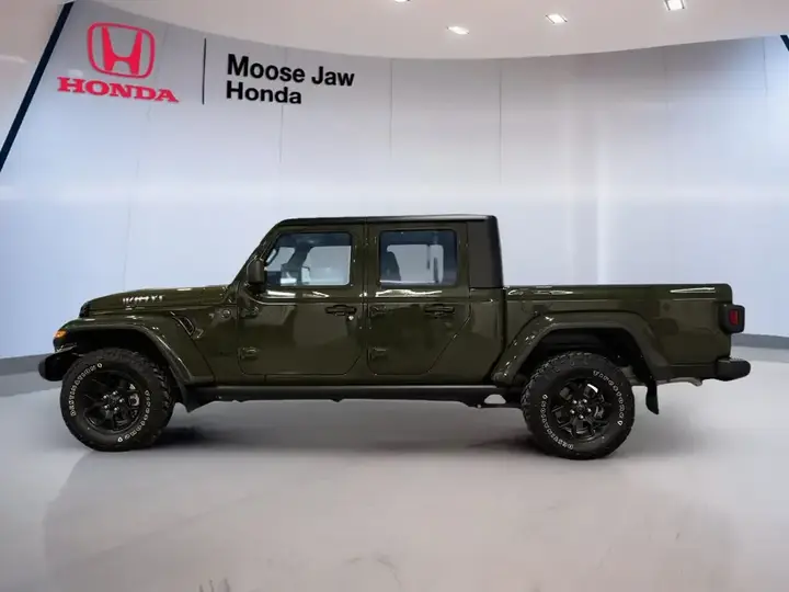 Jeep Gladiator 2024 photo 3