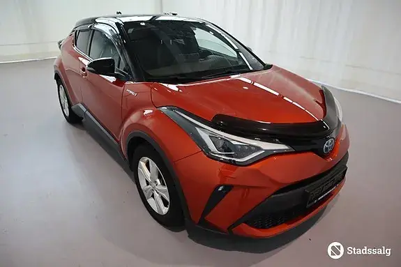 Toyota C-Hr 2020 photo 2