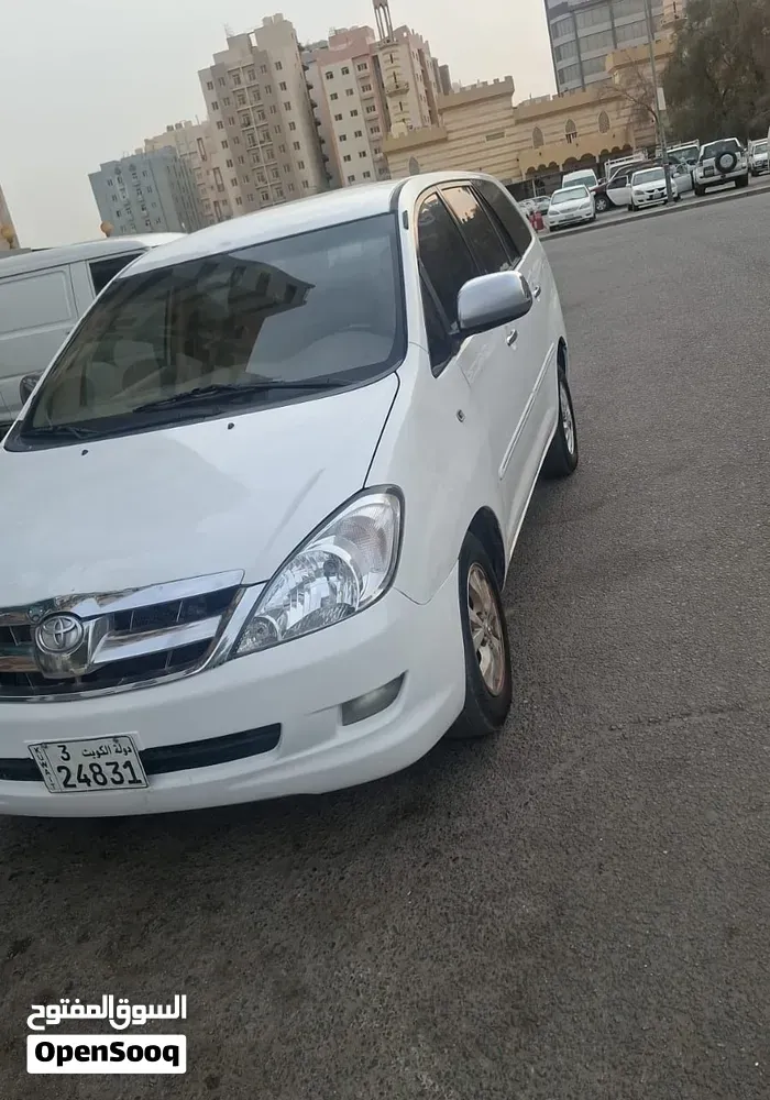 Toyota Innova 2006 photo 5