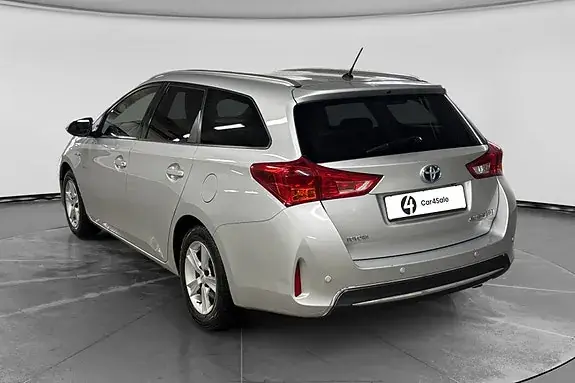 Toyota Auris 2014 photo 4