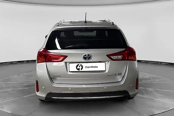 Toyota Auris 2014 photo 5