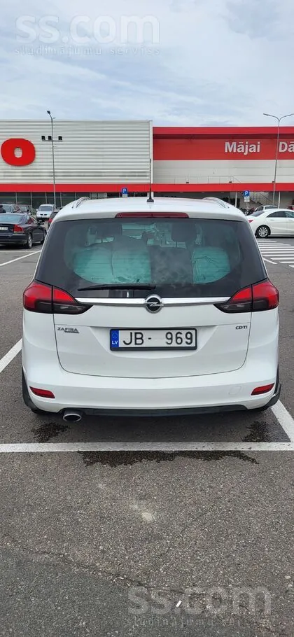 Opel Zafira 2012 photo 2