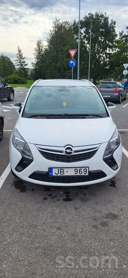 Opel Zafira 2012 photo 3