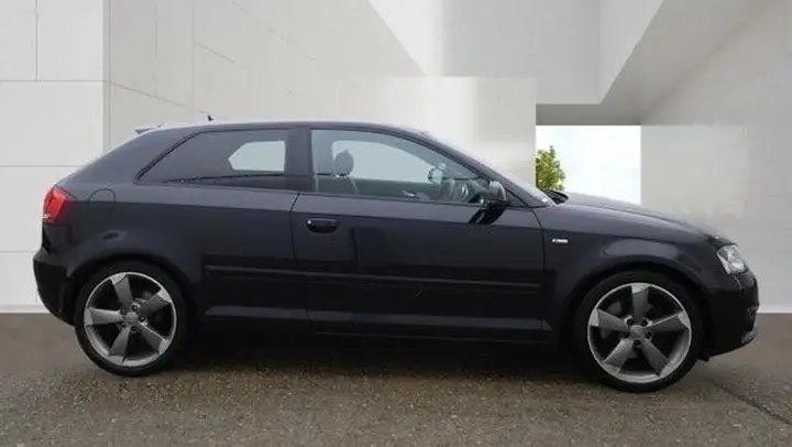 Audi A3 2011 photo 5
