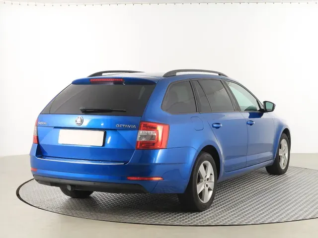 Skoda Octavia Combi 2017 photo 4