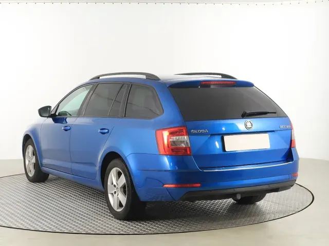 Skoda Octavia Combi 2017 photo 3