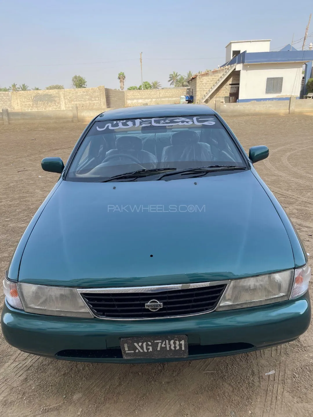 Nissan Sunny