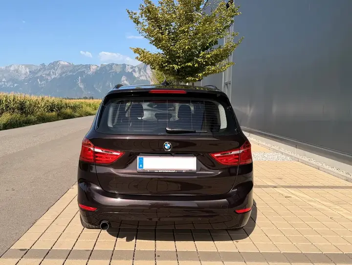 BMW 2 Series 2016 photo 2