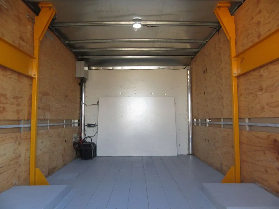 Ford E-450 2019 photo 5