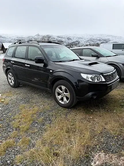 Subaru Forester 2010 photo 3
