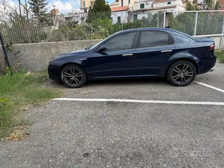 Alfa Romeo 159 2007 photo 3