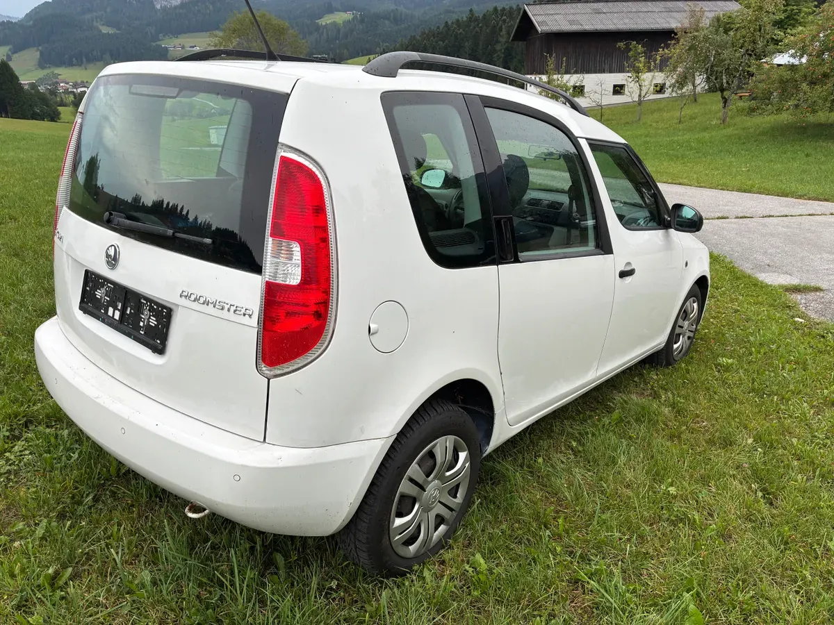 Skoda Roomster 2014 photo 3